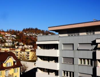Sehr zentrale und sonnige Wohnung, mit schöner Aussicht, mitten in Kriens - Bild# 7