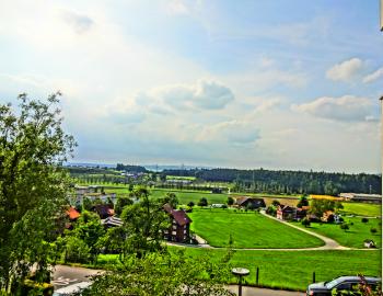 Grosszügige Gartenwohnung an privilegierter Hanglage mit Aussenpool - 6036 Dierikon - Bild# 7