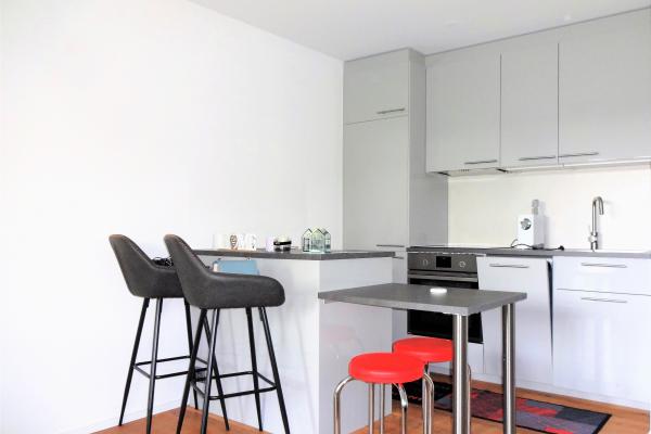 Wunderschöne 2.- Zimmerwohnung an ruhiger, idyllischer Hanglage - Bild# 4