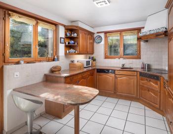 Grosszügiges Einfamilienhaus an ruhiger, familienfreundlicher Lage - Bild# 7