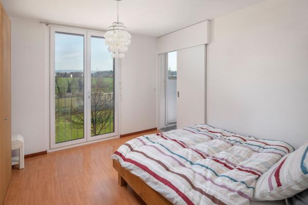 Reiheneinfamilienhaus an familienfreundlicher Lage mit viel Platz in Cham / ZG - Bild# 9