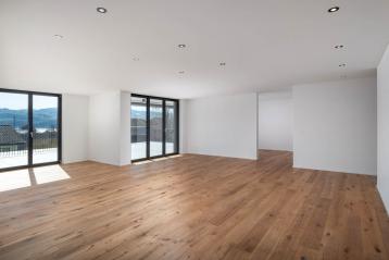 Exklusive und hochwertige 4.5-Zimmer-Terrassenwohnung - Ihr Traumdomizil mit Seesicht in Uerikon / ZH - Bild# 7