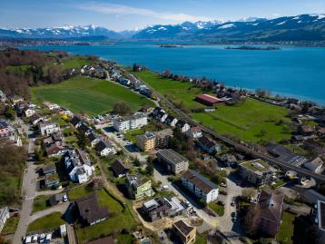 Exklusive und hochwertige 4.5-Zimmer-Terrassenwohnung - Ihr Traumdomizil mit Seesicht in Uerikon / ZH - Bild# 19