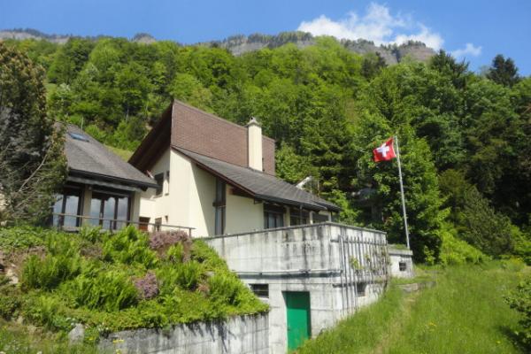 Einzigartiges Einfamilienhaus in Vitznau mit Sicht auf See & Berge - 6354 Vitznau - Bild# 2