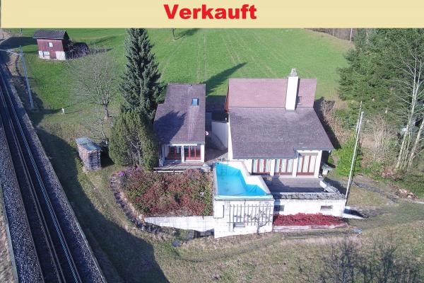 Einzigartiges Einfamilienhaus in Vitznau mit Sicht auf See & Berge - 6354 Vitznau - Bild# 1